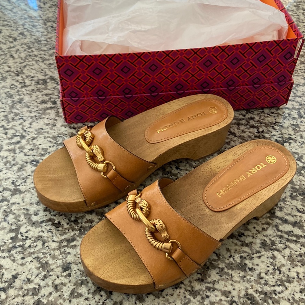 Tory Burch sandals! Never worn!